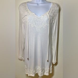 BEAUTIFUL lightweight women’s tunic 🤍